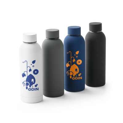 ODIN. Double wall vacuum stainless steel (36 recycled) bottle with rubber coating 550 mL